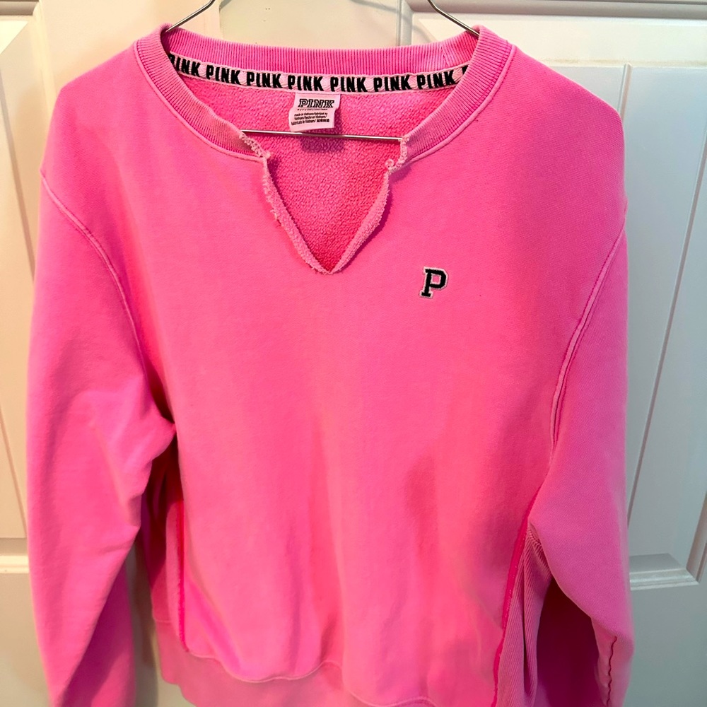 Victoria’s Secret heavy sweatshirt, pink size small.